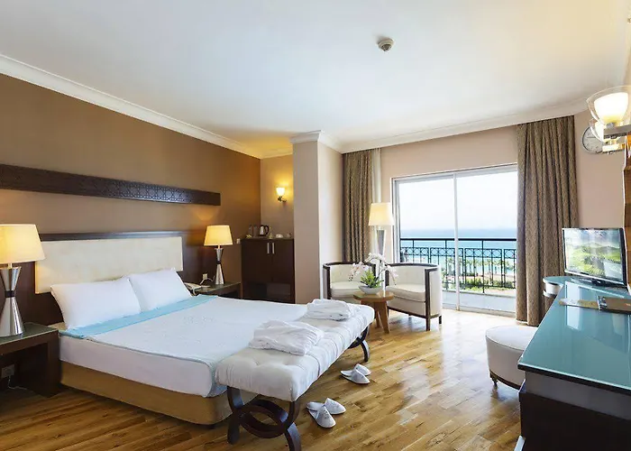 Mukarnas Spa & Resort Side